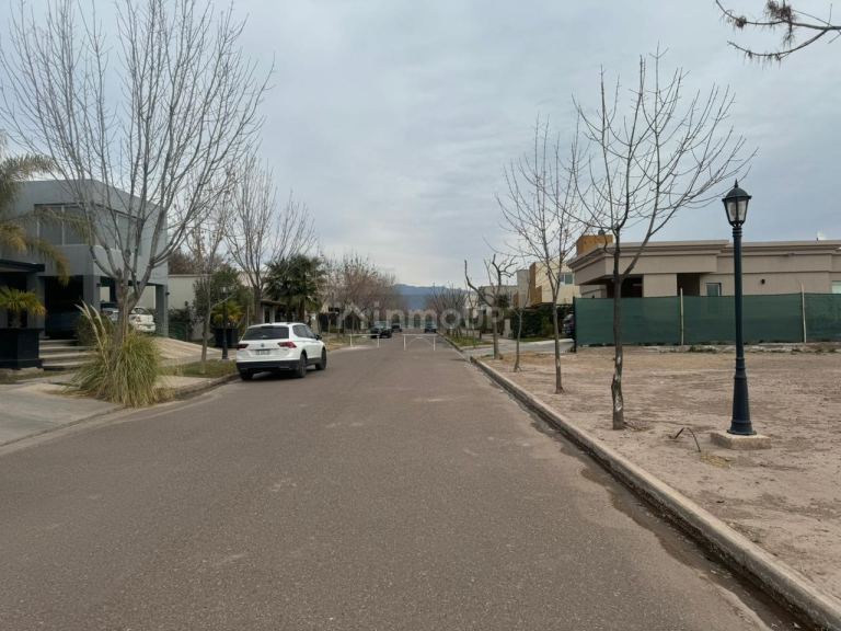 Lote en Venta en Maipu, Mendoza