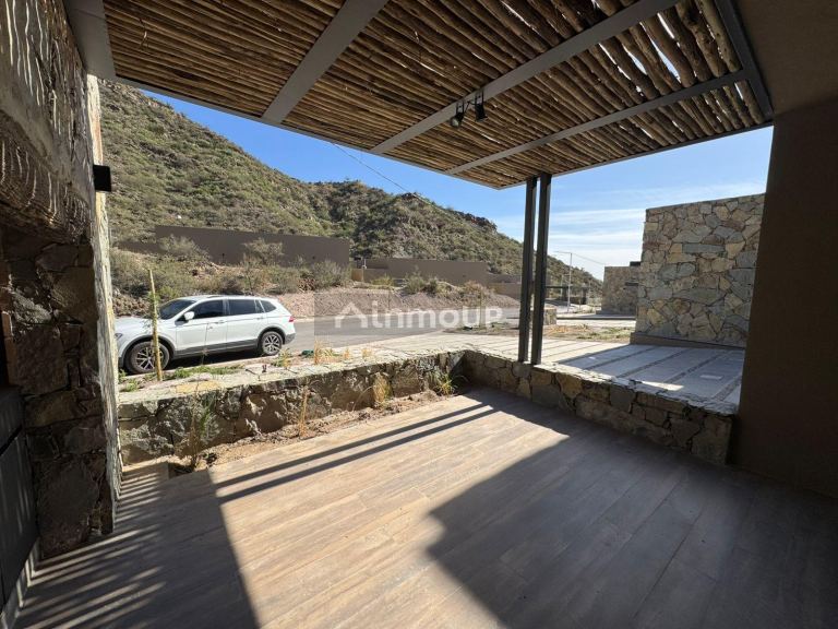 Casa en Venta en Las Heras, Mendoza