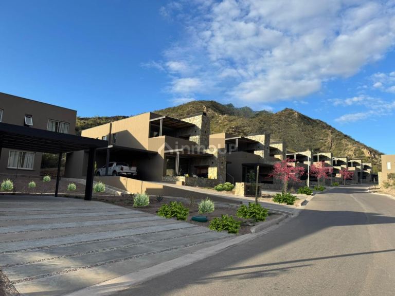 Casa en Venta en Las Heras, Mendoza