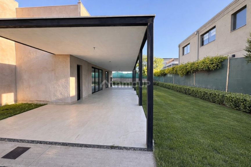 Casa en Venta en Las Heras, Mendoza