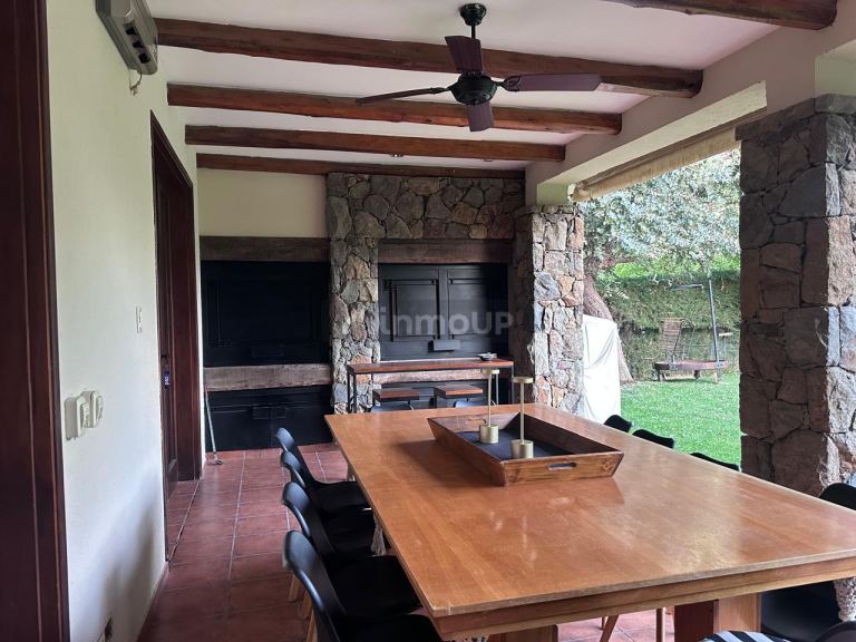 Casa en Alquiler en Lujan de Cuyo, Mendoza