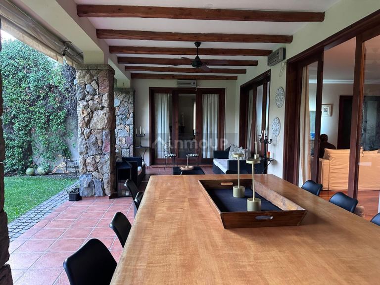 Casa en Alquiler en Lujan de Cuyo, Mendoza