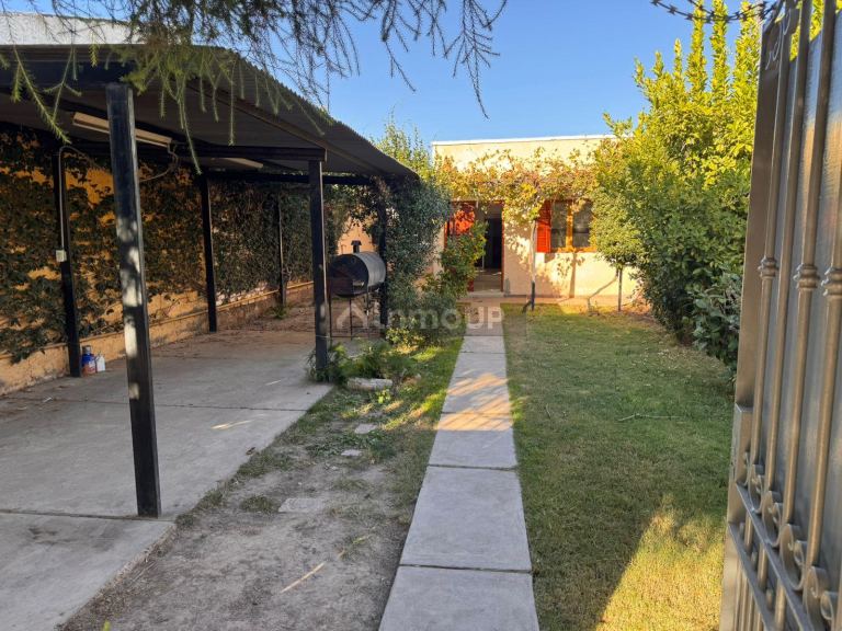 Casa en Alquiler en Maipu, Mendoza