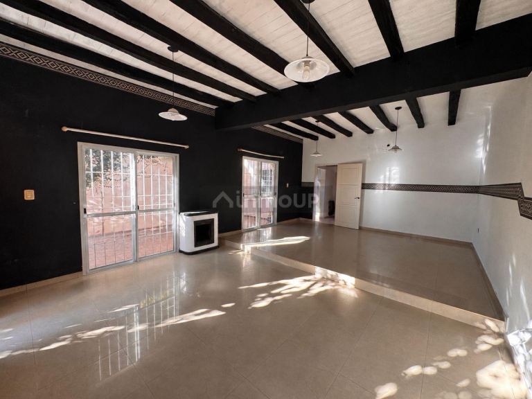 Casa en Alquiler en Maipu, Mendoza