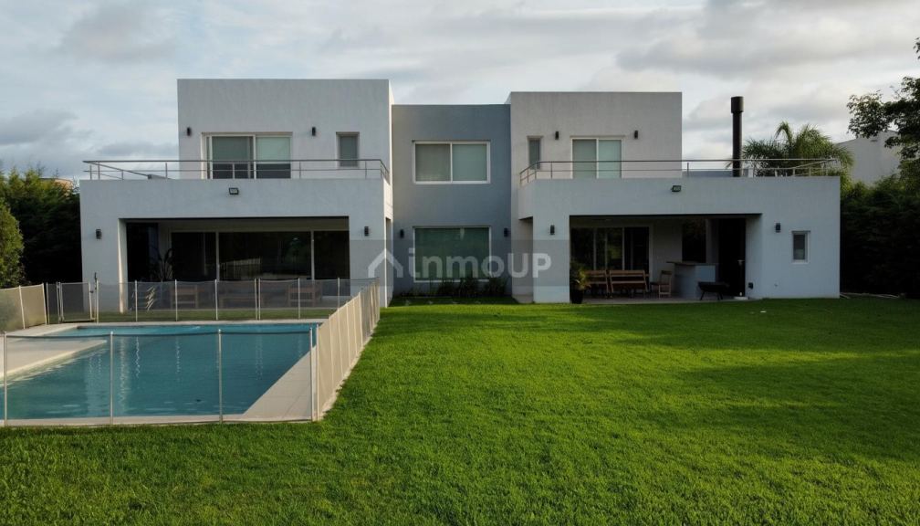 Casa en Alquiler en Escobar, G.B.A. Zona Norte