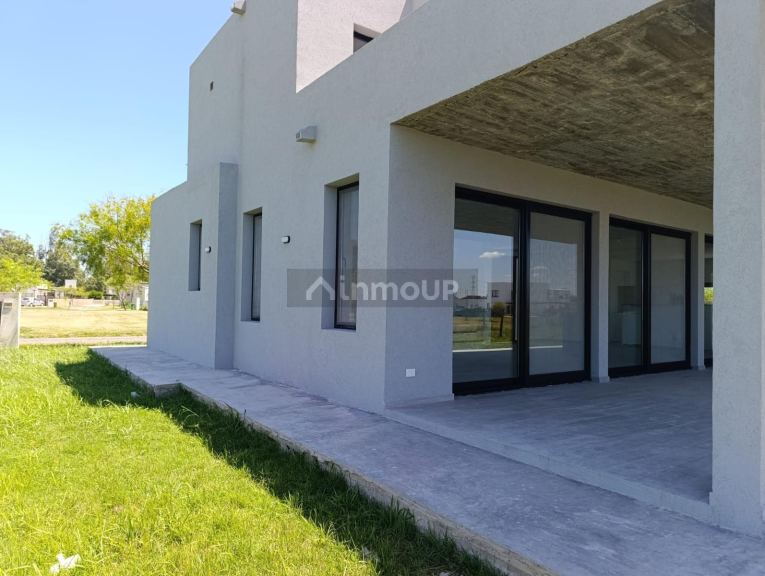 Casa en Venta en Escobar, G.B.A. Zona Norte