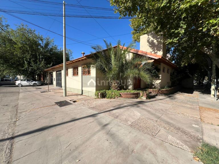 Casa en Venta en Godoy Cruz, Mendoza