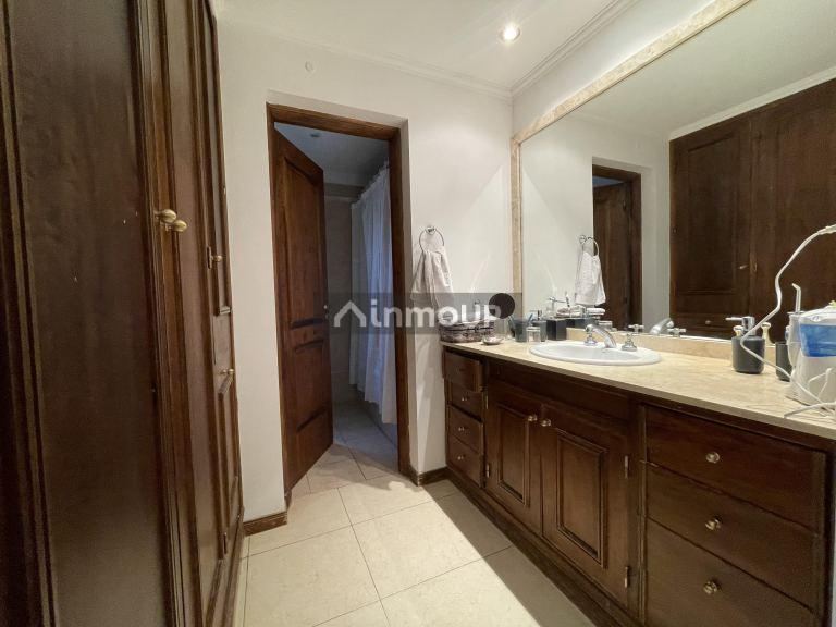 Casa en Alquiler en Capital, Mendoza