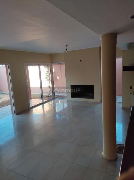 Casa en Alquiler en Maipu, Mendoza