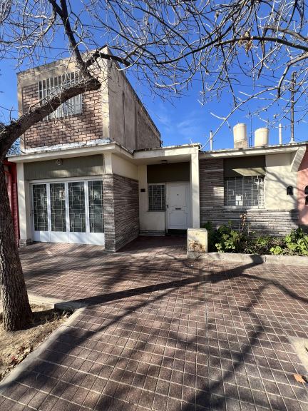 Casa en Alquiler en Godoy Cruz, Mendoza