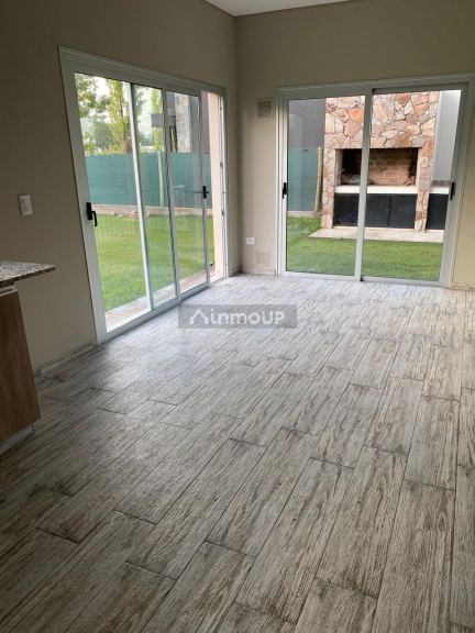 Casa en Alquiler en Maipu, Mendoza