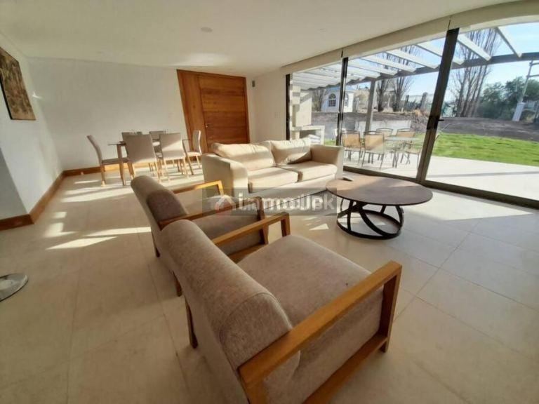 Casa en Alquiler en Capital, Mendoza