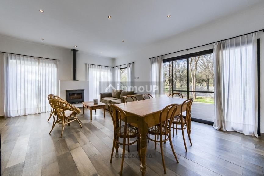 Casa en Venta en Santa Maria, Cordoba