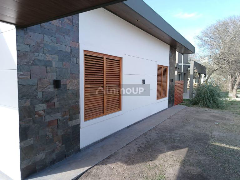 Casa en Venta en Santa Maria, Cordoba