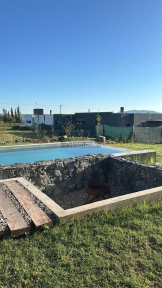 Casa en Venta en Calamuchita, Cordoba