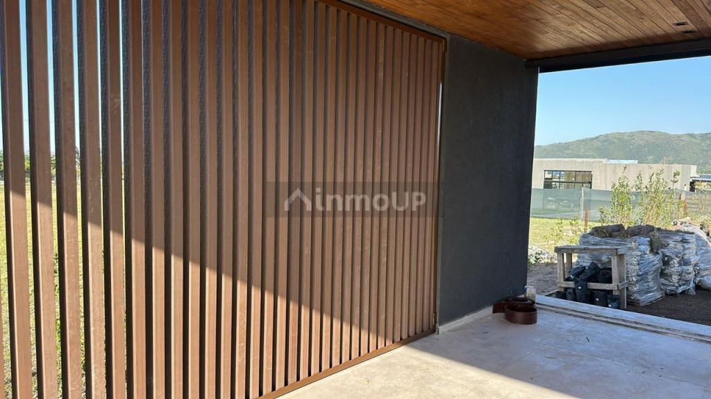 Casa en Venta en Calamuchita, Cordoba