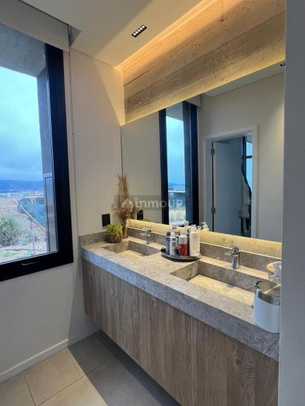 Casa en Venta en Calamuchita, Cordoba