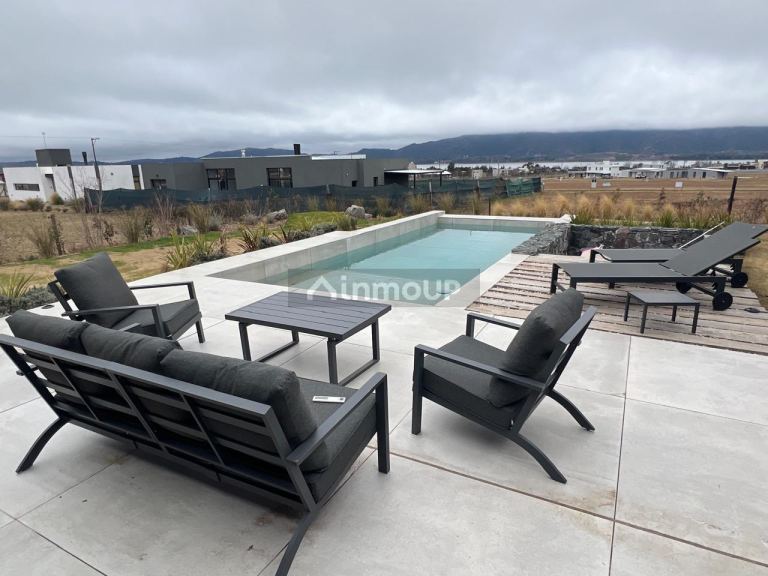 Casa en Venta en Calamuchita, Cordoba