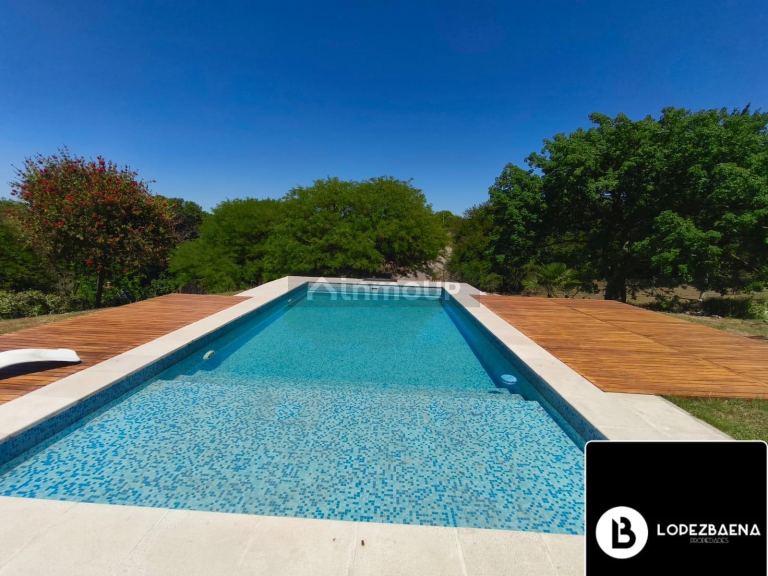 Casa en Venta en Colon, Cordoba