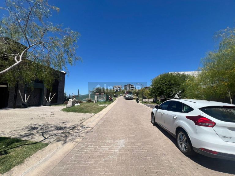 Terreno en Venta en Colon, Cordoba