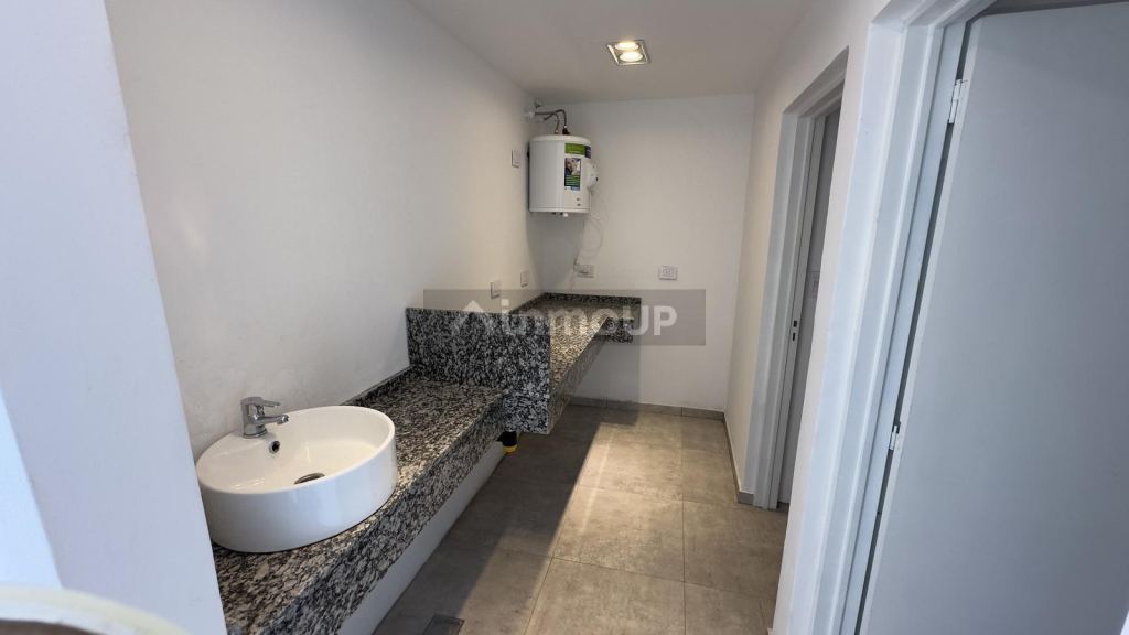 Local Comercial en Alquiler en Capital, Cordoba
