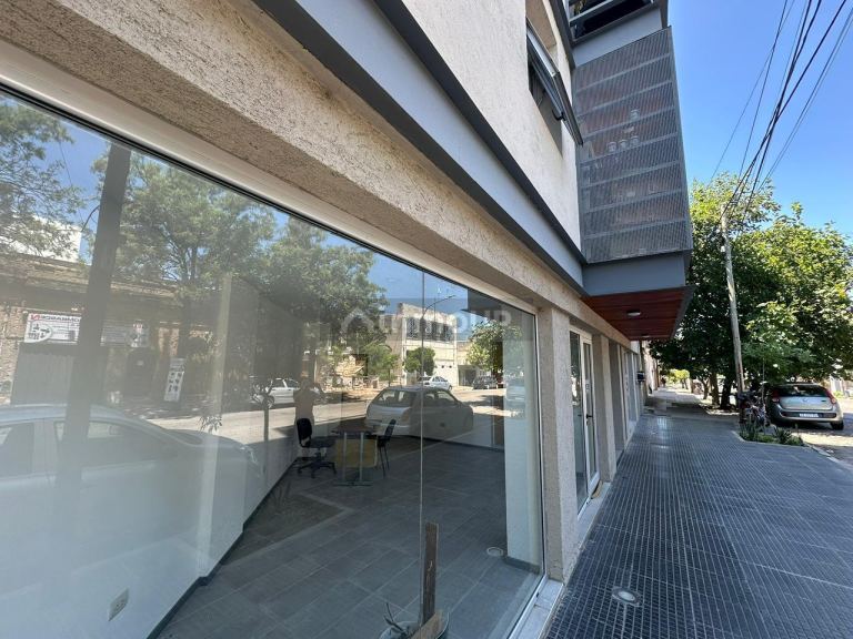Local Comercial en Alquiler en Capital, Cordoba
