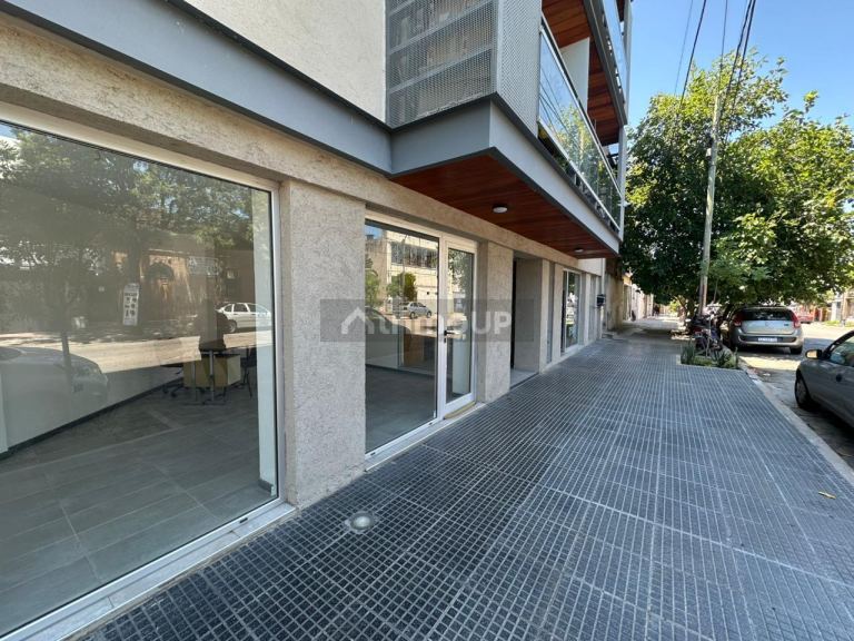 Local Comercial en Alquiler en Capital, Cordoba
