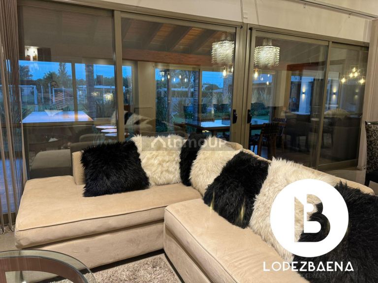 Casa en Venta en Colon, Cordoba