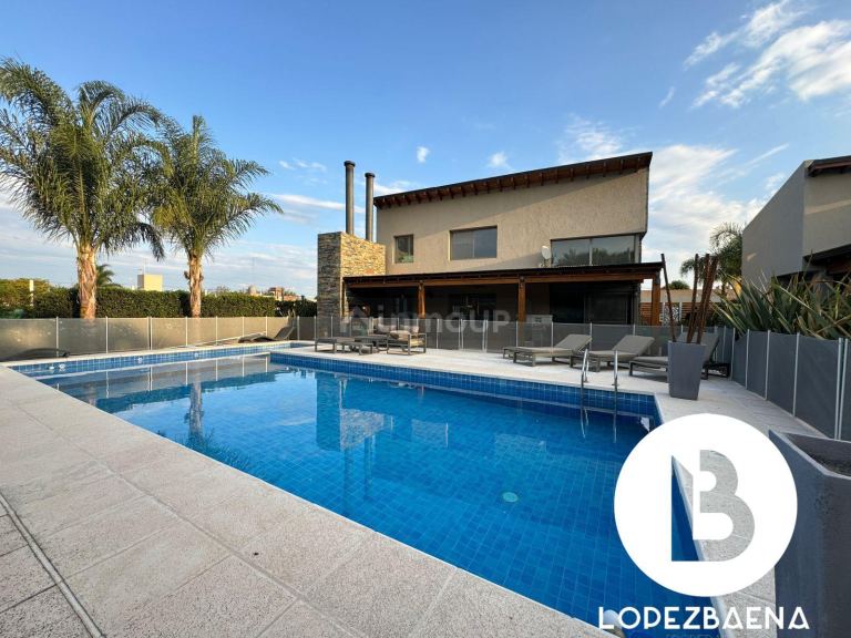 Casa en Venta en Colon, Cordoba