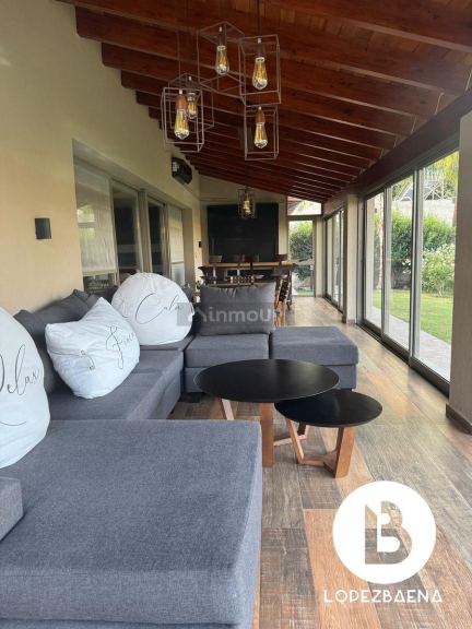 Casa en Venta en Colon, Cordoba