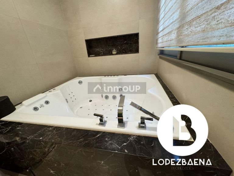 Casa en Venta en Colon, Cordoba