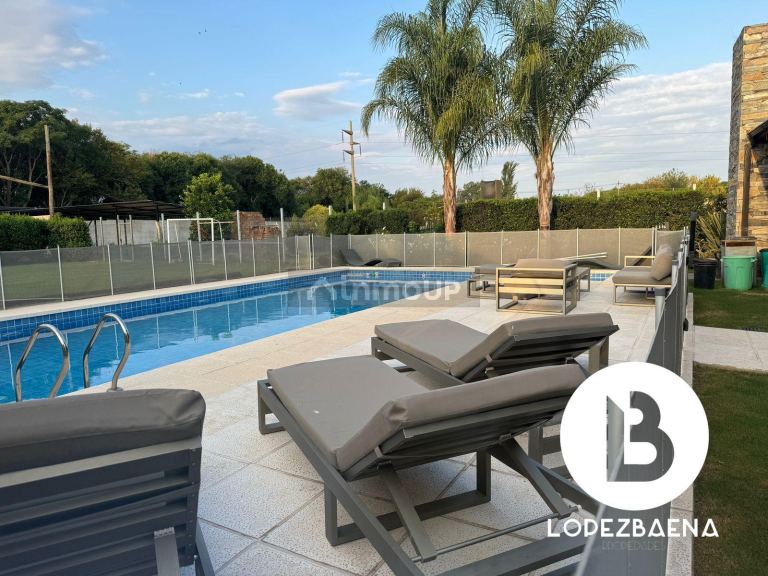 Casa en Venta en Colon, Cordoba