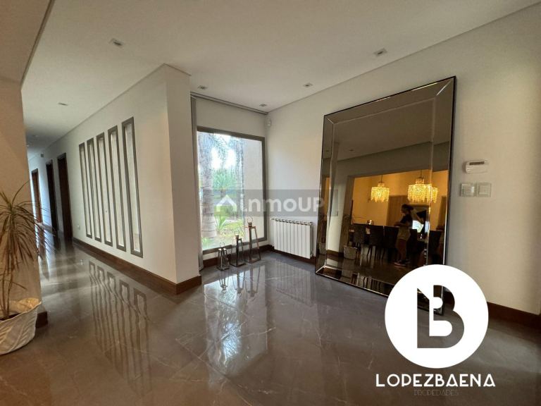 Casa en Venta en Colon, Cordoba