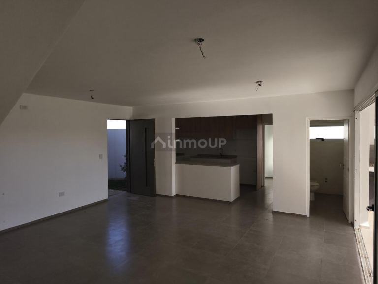 P H en Venta en Colon, Cordoba