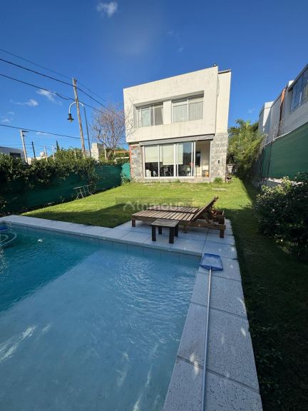 Casa en Venta en Colon, Cordoba