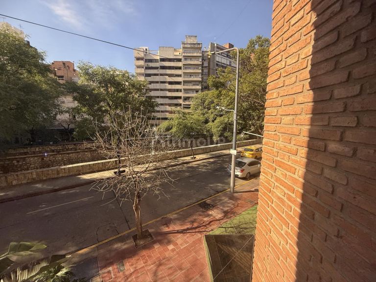 Oficina en Alquiler en Capital, Cordoba