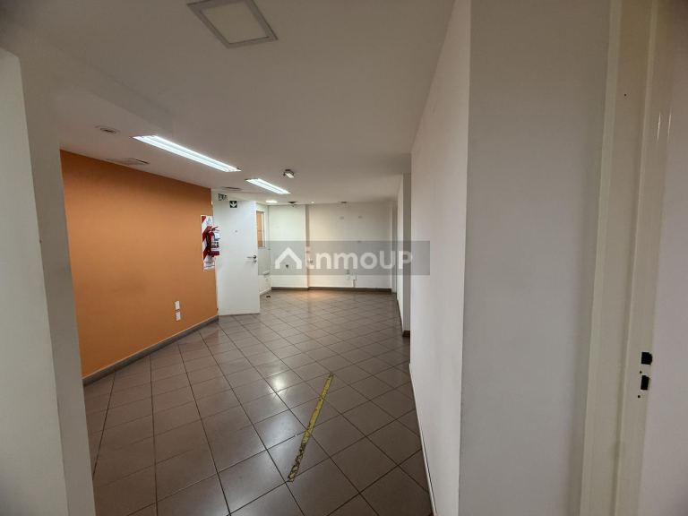 Oficina en Alquiler en Capital, Cordoba