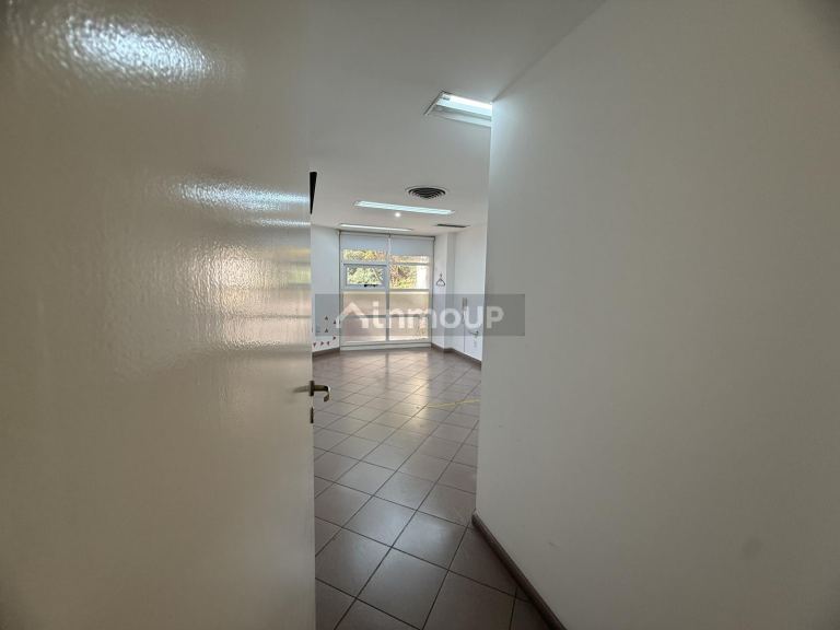Oficina en Alquiler en Capital, Cordoba