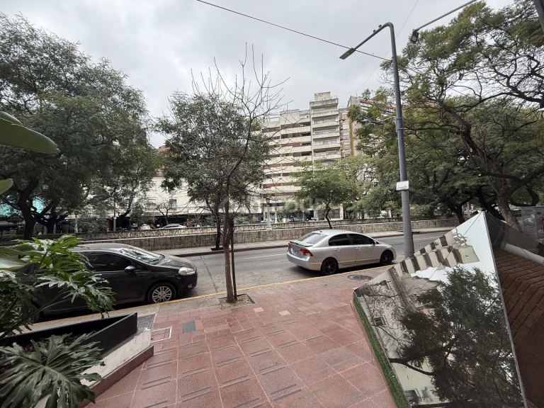 Oficina en Alquiler en Capital, Cordoba