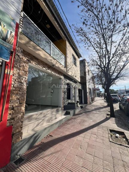 Local Comercial en Alquiler en Capital, Cordoba