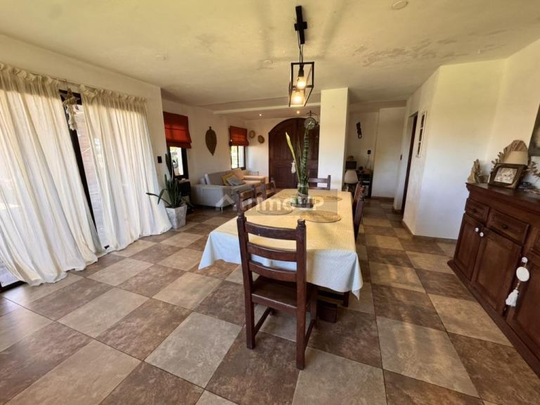 Casa en Venta en Colon, Cordoba