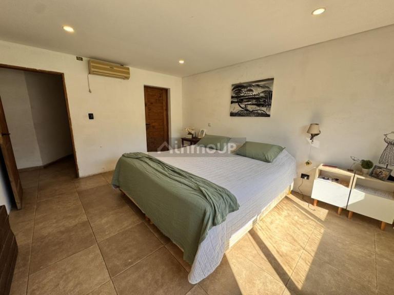 Casa en Venta en Colon, Cordoba