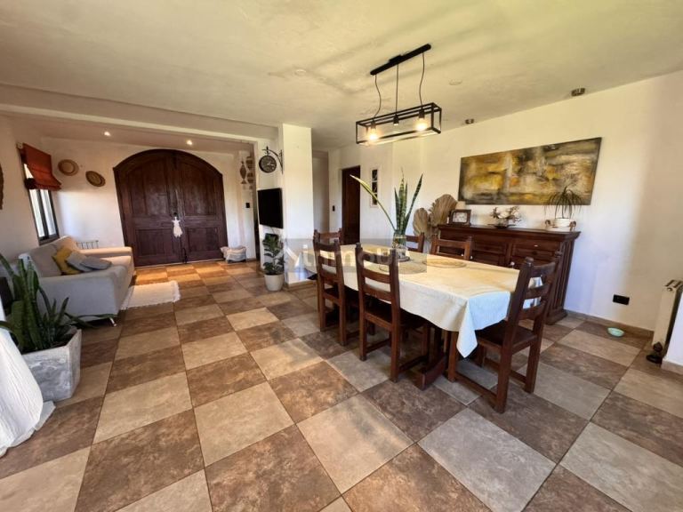 Casa en Venta en Colon, Cordoba