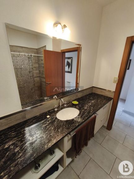 Casa en Venta en Colon, Cordoba