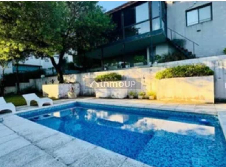 Casa en Venta en Colon, Cordoba