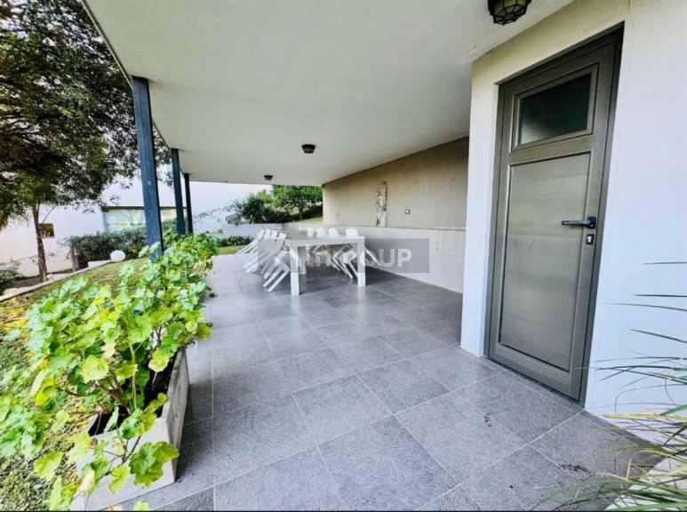 Casa en Venta en Colon, Cordoba