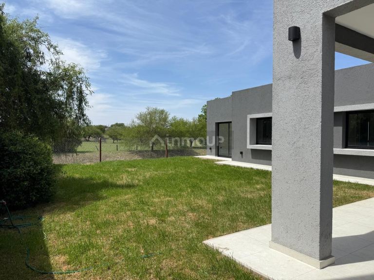 Casa en Venta en Santa Maria, Cordoba