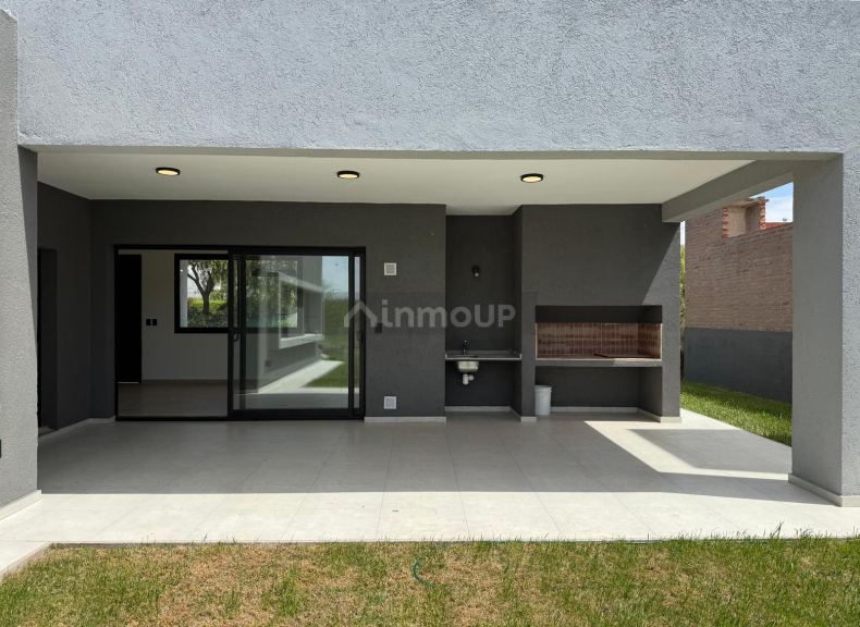 Casa en Venta en Santa Maria, Cordoba