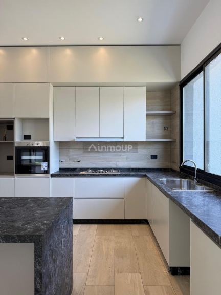 Casa en Venta en Santa Maria, Cordoba