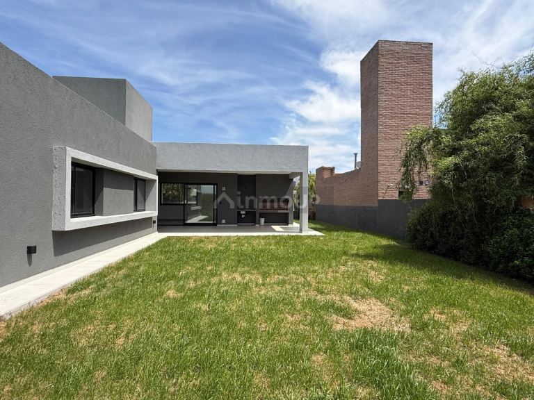 Casa en Venta en Santa Maria, Cordoba